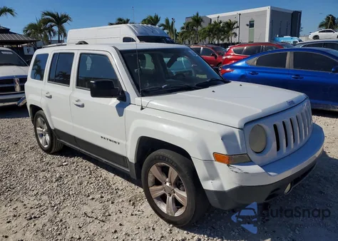 2014 Jeep Patriot Limited из США, поврежденный, VIN 1C4NJPCB3ED743101